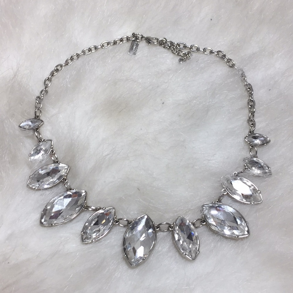 AMAZING CRYSTAL NECKLACE 🔱